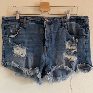 Mossimo High Rise Ripped Jean Shorts (Women’s 18)